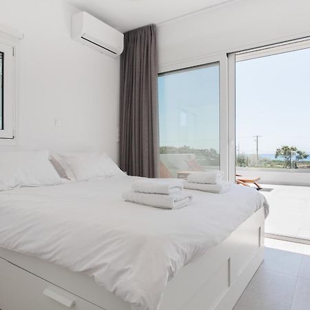 סוניו Legrena Beach House חדר תמונה